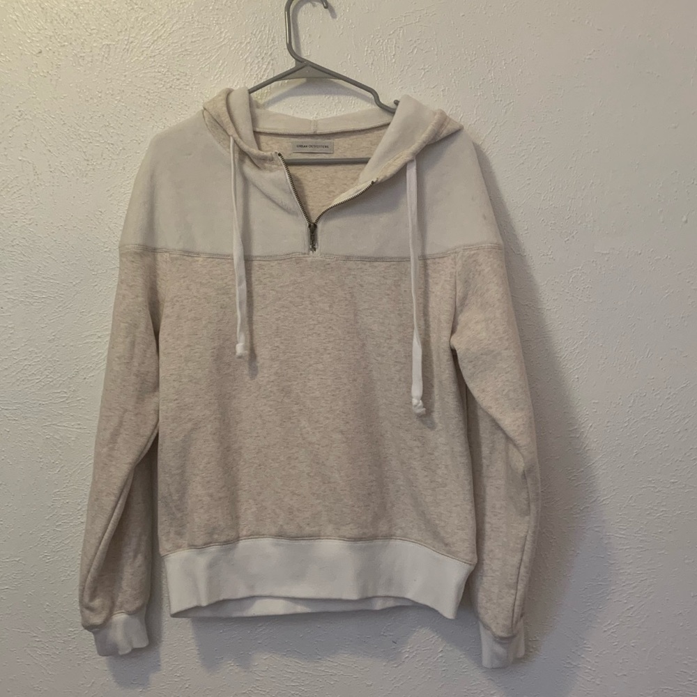 Urban Outfitters Sweatshirt Small